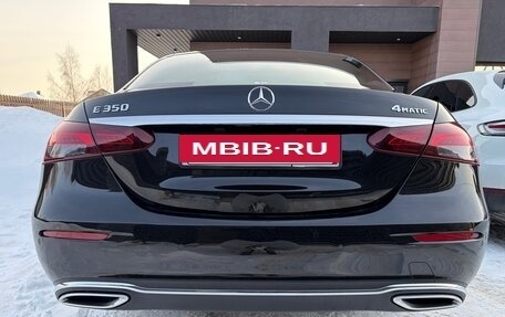 Mercedes-Benz E-Класс, 2022 год, 5 150 000 рублей, 5 фотография