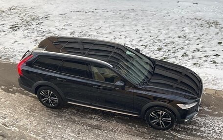 Volvo V90 Cross Country I рестайлинг, 2018 год, 3 650 000 рублей, 4 фотография