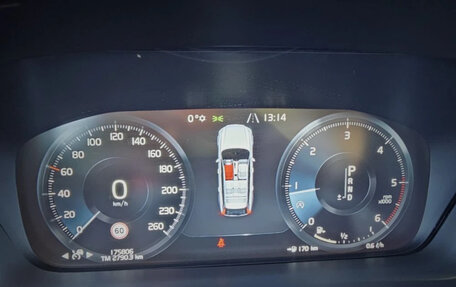 Volvo V90 Cross Country I рестайлинг, 2018 год, 3 650 000 рублей, 11 фотография