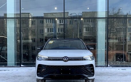 Volkswagen Tiguan, 2025 год, 4 720 000 рублей, 2 фотография