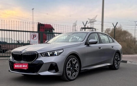 BMW 5 серия, 2025 год, 8 120 000 рублей, 3 фотография