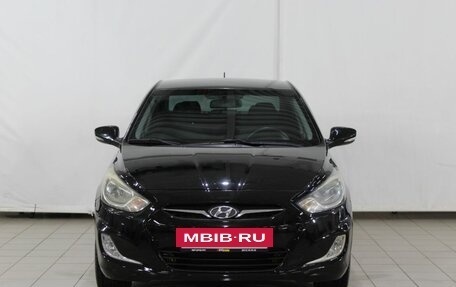 Hyundai Solaris II рестайлинг, 2011 год, 695 000 рублей, 2 фотография