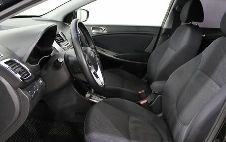 Hyundai Solaris II рестайлинг, 2011 год, 695 000 рублей, 19 фотография