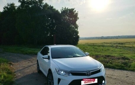 Toyota Camry, 2016 год, 1 880 000 рублей, 8 фотография