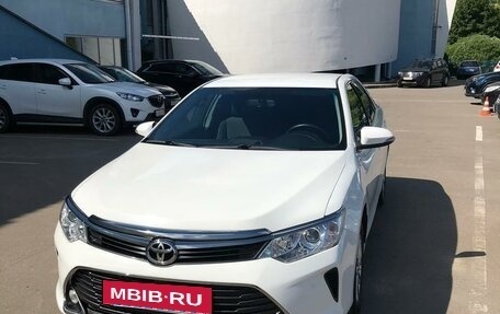 Toyota Camry, 2016 год, 1 880 000 рублей, 5 фотография