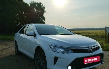 Toyota Camry, 2016 год, 1 880 000 рублей, 12 фотография