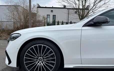Mercedes-Benz E-Класс, 2024 год, 6 300 000 рублей, 2 фотография