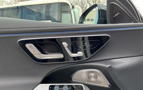 Mercedes-Benz E-Класс, 2024 год, 6 300 000 рублей, 15 фотография