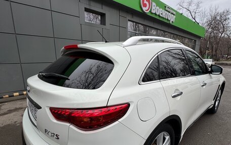 Infiniti FX II, 2010 год, 1 625 000 рублей, 12 фотография