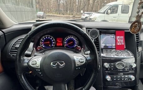 Infiniti FX II, 2010 год, 1 625 000 рублей, 30 фотография