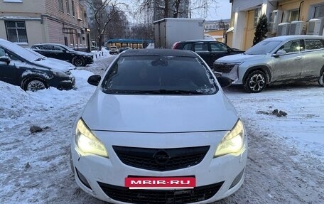 Opel Astra J, 2011 год, 585 000 рублей, 2 фотография