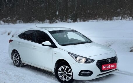 Hyundai Solaris II рестайлинг, 2018 год, 1 380 000 рублей, 3 фотография