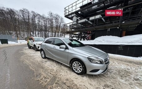 Mercedes-Benz A-Класс, 2014 год, 1 150 000 рублей, 24 фотография
