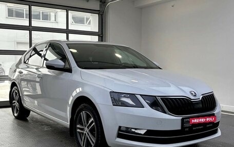 Skoda Octavia, 2017 год, 1 549 000 рублей, 3 фотография