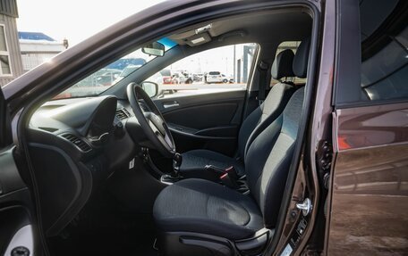 Hyundai Solaris II рестайлинг, 2015 год, 850 000 рублей, 12 фотография