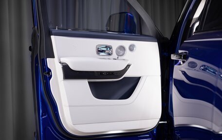 Rolls-Royce Cullinan, 2025 год, 81 925 296 рублей, 34 фотография