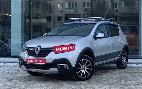 Renault Sandero II рестайлинг, 2019 год, 1 245 000 рублей, 1 фотография