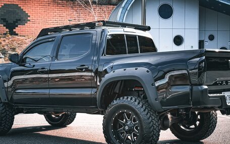 Toyota Tacoma III, 2017 год, 5 800 008 рублей, 6 фотография