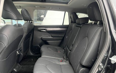 Toyota Highlander, 2025 год, 5 390 000 рублей, 8 фотография