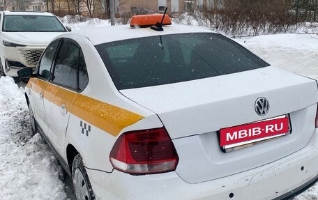 Volkswagen Polo VI (EU Market), 2018 год, 610 000 рублей, 5 фотография