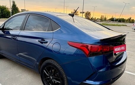 Hyundai Solaris II рестайлинг, 2021 год, 1 495 000 рублей, 5 фотография