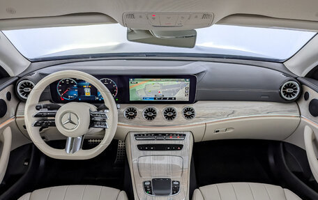 Mercedes-Benz E-Класс, 2020 год, 6 000 000 рублей, 20 фотография