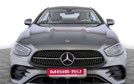 Mercedes-Benz E-Класс, 2020 год, 6 000 000 рублей, 10 фотография