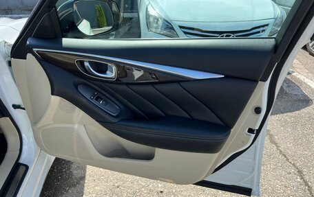 Infiniti Q50 I рестайлинг, 2017 год, 2 050 000 рублей, 33 фотография