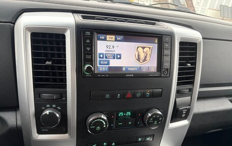 Dodge RAM IV, 2011 год, 3 900 000 рублей, 2 фотография