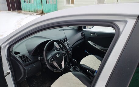 Hyundai Solaris II рестайлинг, 2014 год, 710 000 рублей, 7 фотография