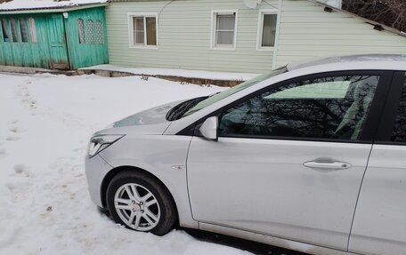 Hyundai Solaris II рестайлинг, 2014 год, 710 000 рублей, 5 фотография