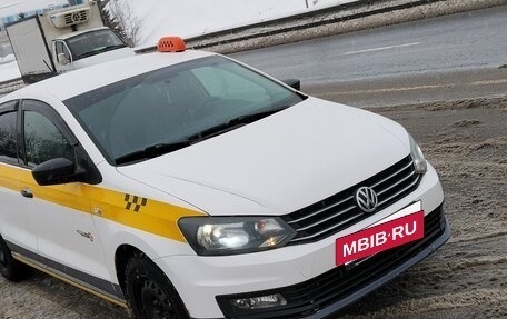 Volkswagen Polo VI (EU Market), 2019 год, 680 000 рублей, 4 фотография