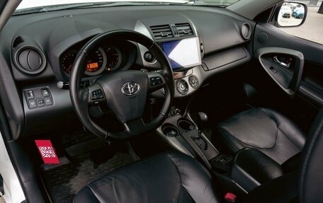 Toyota RAV4, 2011 год, 1 295 000 рублей, 13 фотография