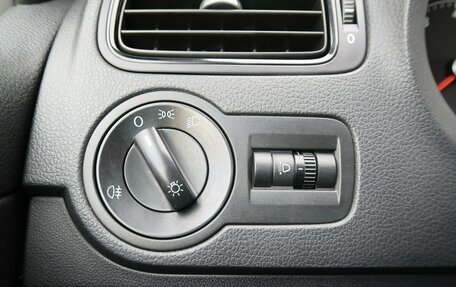 Volkswagen Polo VI (EU Market), 2017 год, 1 199 000 рублей, 23 фотография