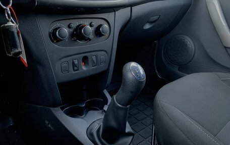 Renault Sandero II рестайлинг, 2019 год, 1 245 000 рублей, 13 фотография