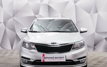 KIA Rio III рестайлинг, 2016 год, 985 000 рублей, 2 фотография