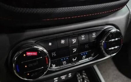 Chevrolet TrailBlazer, 2023 год, 2 140 000 рублей, 9 фотография