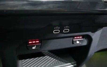 BMW 5 серия, 2023 год, 5 900 000 рублей, 12 фотография