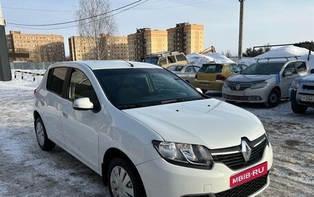 Renault Sandero II рестайлинг, 2016 год, 720 000 рублей, 1 фотография