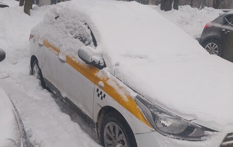 Hyundai Solaris II рестайлинг, 2020 год, 999 999 рублей, 3 фотография