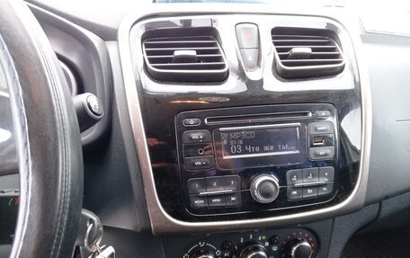 Renault Logan II, 2014 год, 500 000 рублей, 14 фотография