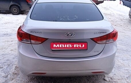 Hyundai Elantra V, 2013 год, 930 000 рублей, 4 фотография