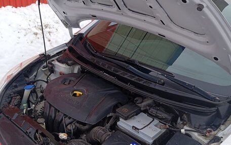 Hyundai Elantra V, 2013 год, 930 000 рублей, 7 фотография