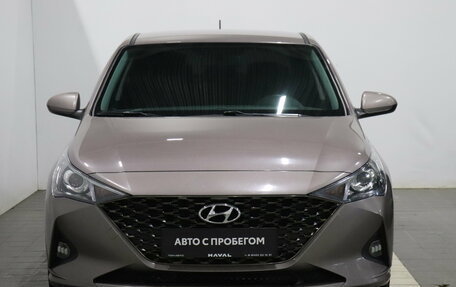 Hyundai Solaris II рестайлинг, 2021 год, 1 590 000 рублей, 2 фотография