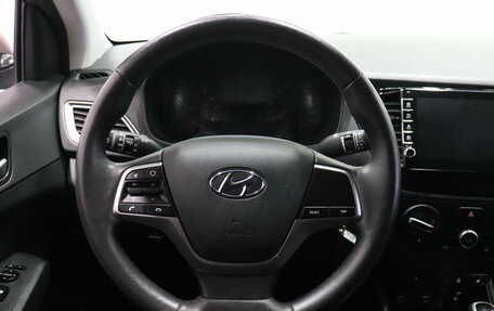 Hyundai Solaris II рестайлинг, 2021 год, 1 590 000 рублей, 11 фотография