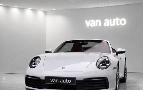 Porsche 911, 2024 год, 17 633 132 рублей, 3 фотография