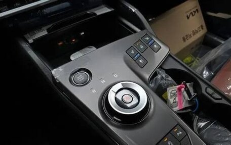 KIA Sportage IV рестайлинг, 2025 год, 4 890 000 рублей, 4 фотография