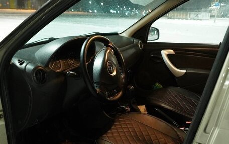 Renault Logan I, 2013 год, 300 000 рублей, 6 фотография