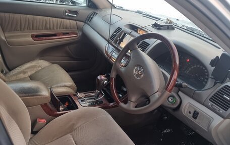 Toyota Camry V40, 2002 год, 599 999 рублей, 4 фотография