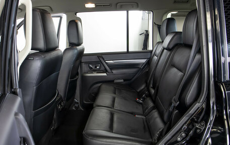 Mitsubishi Pajero IV, 2018 год, 3 148 000 рублей, 8 фотография